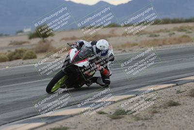 media/Sep-21-2025-Race Pace (Sun) [[98bf33ef95]]/Verified/5-Turn 15 Inside (930am)/